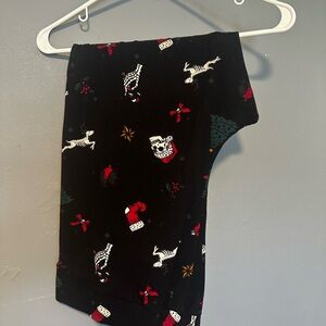 torrid Black Holiday Skeleton & Reindeer Leggings